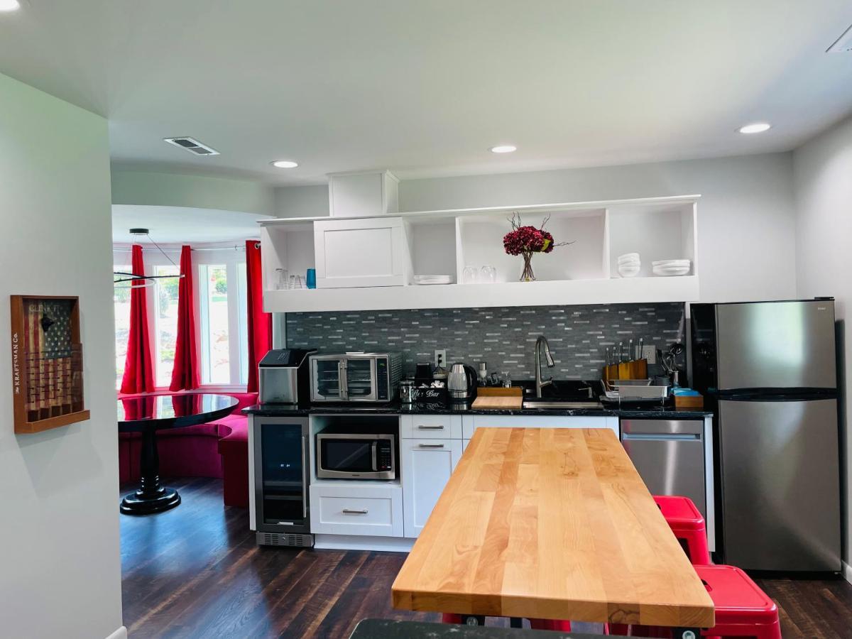 Sonsak - Unit 1 Apartment Charlottesville Bagian luar foto
